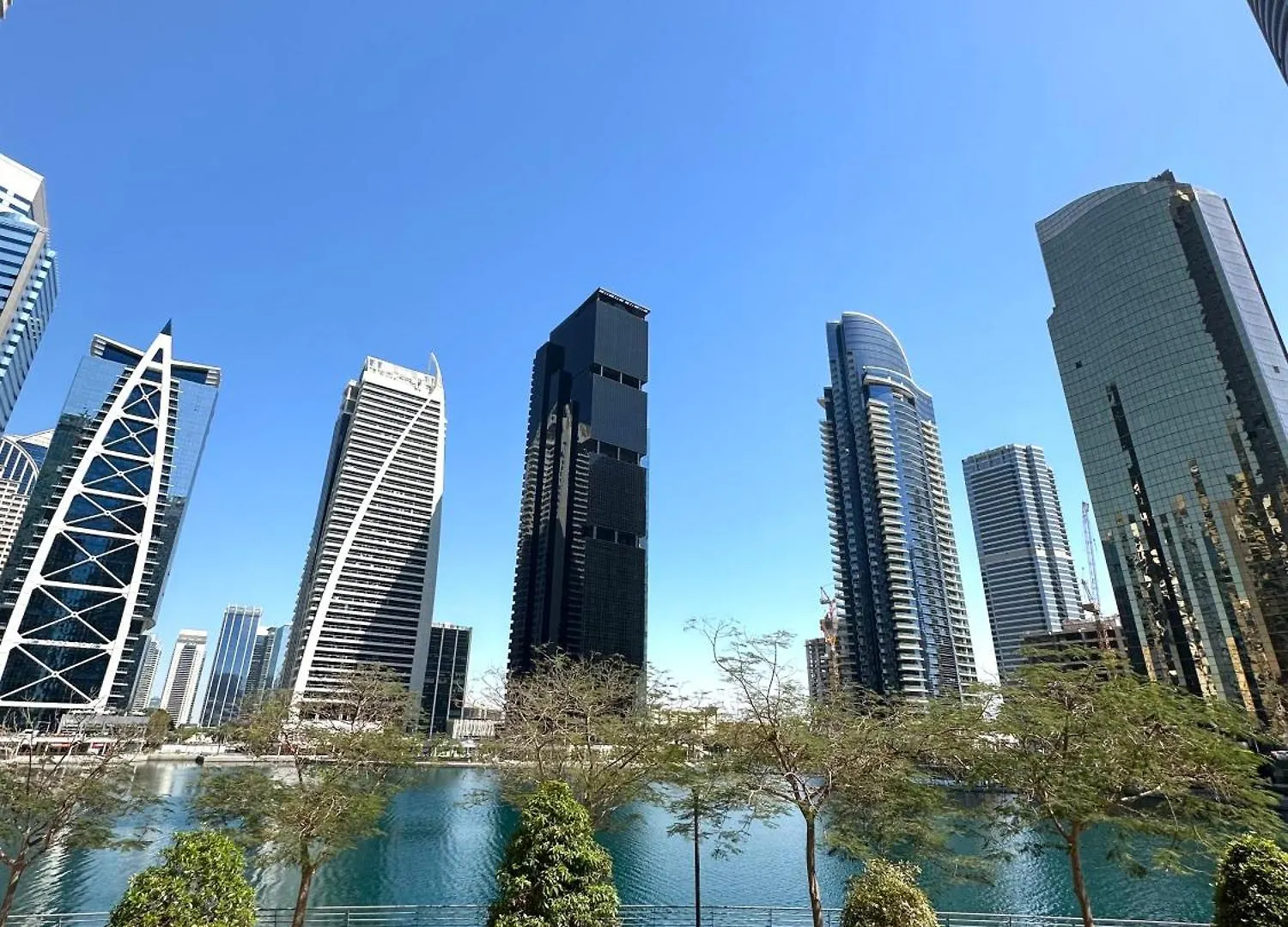 Lake City Tower Dubái 0*,  Emiratos Árabes Unidos