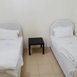 Hostal California, Dubái
